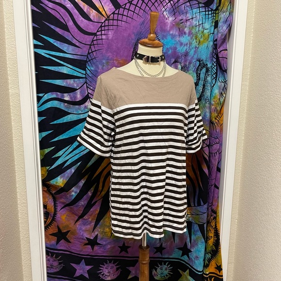 🌈 Lovely striped color block top - Picture 3 of 11